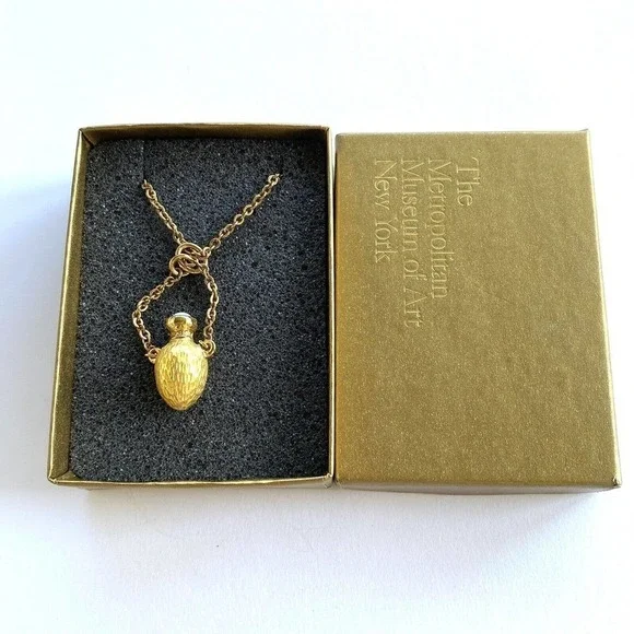 MMA adapted from a Scent Flacon Faberge Necklace Egg Shaped Pendant - Picture 3 of 12